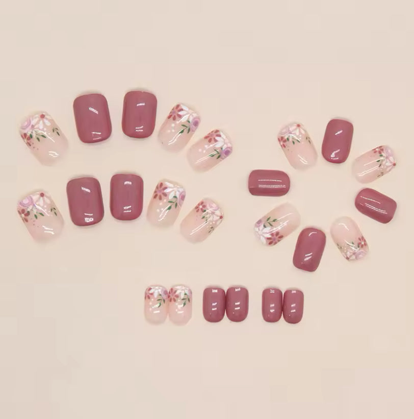 Floral Mauve Nails - With Sweet Flower Design