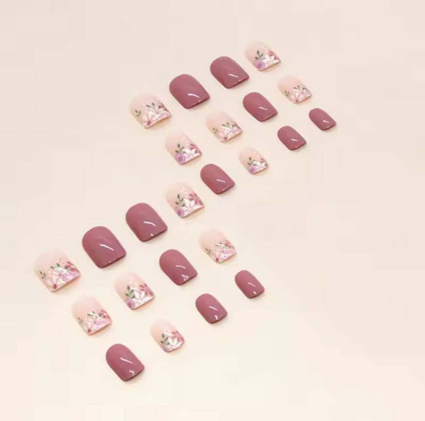 Floral Mauve Nails - With Sweet Flower Design